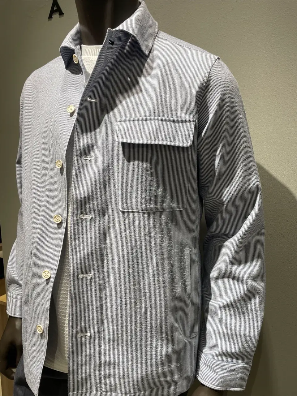 JOSEPH ABBOUD 伊津野 コーディネート画像