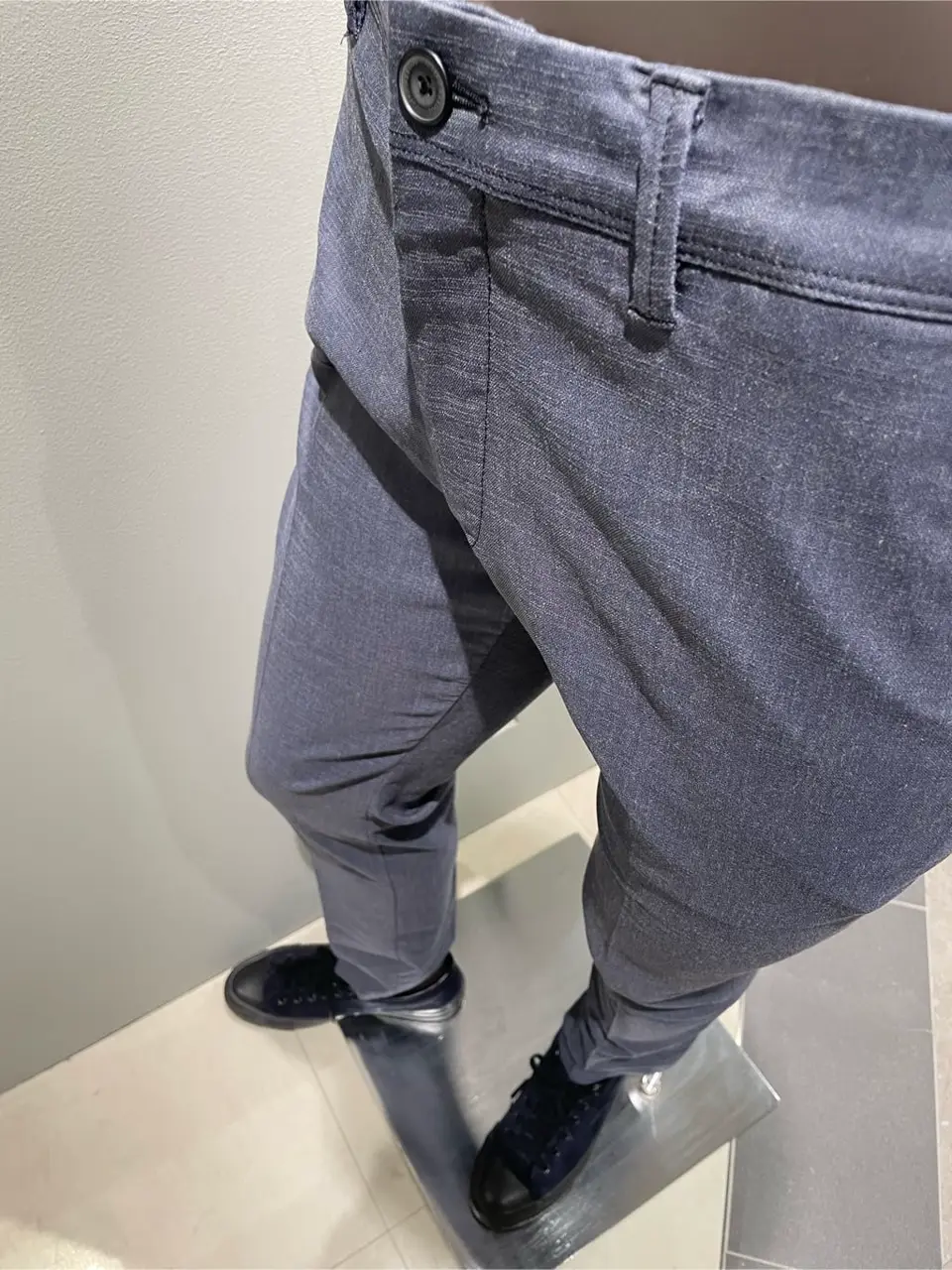 JOSEPH ABBOUD 伊津野 コーディネート画像