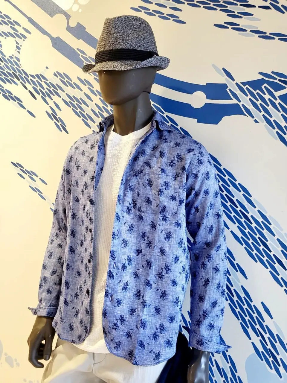 JOSEPH ABBOUD 亀井 コーディネート画像