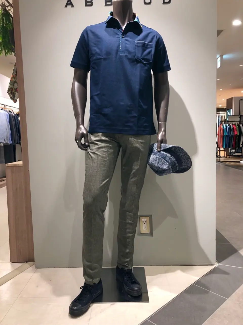 JOSEPH ABBOUD 川田 コーディネート画像