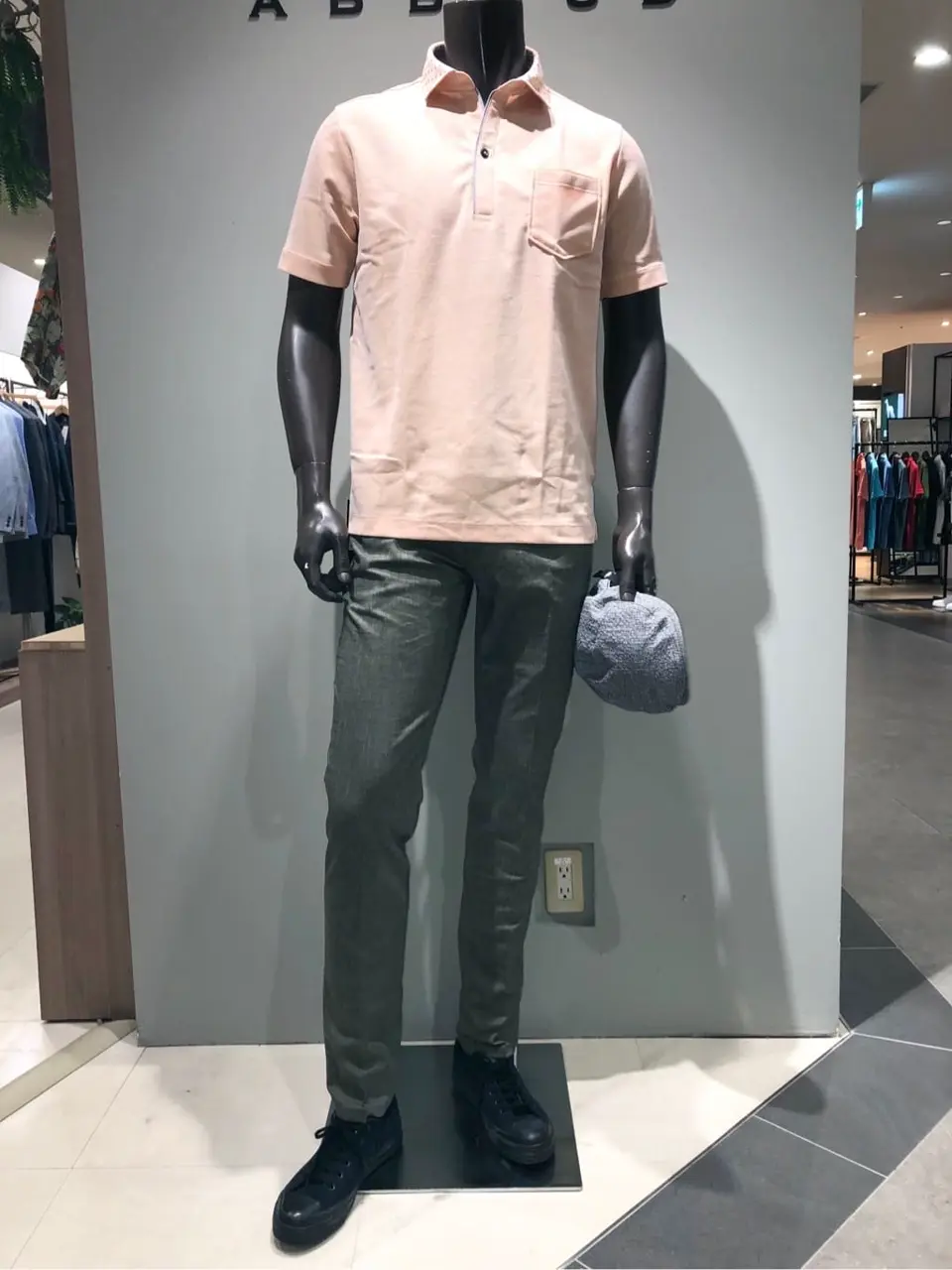 JOSEPH ABBOUD 川田 コーディネート画像