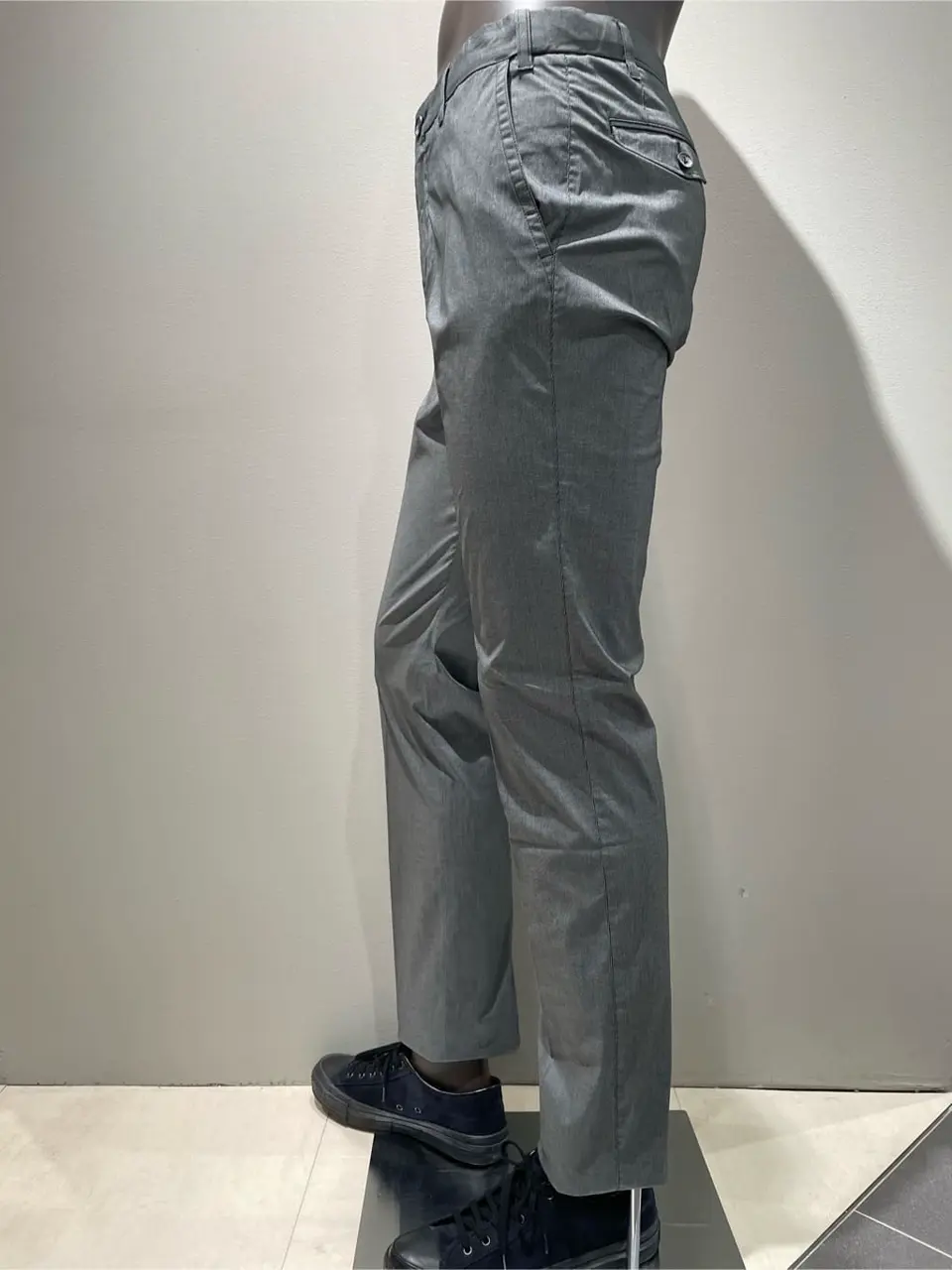 JOSEPH ABBOUD 伊津野 コーディネート画像