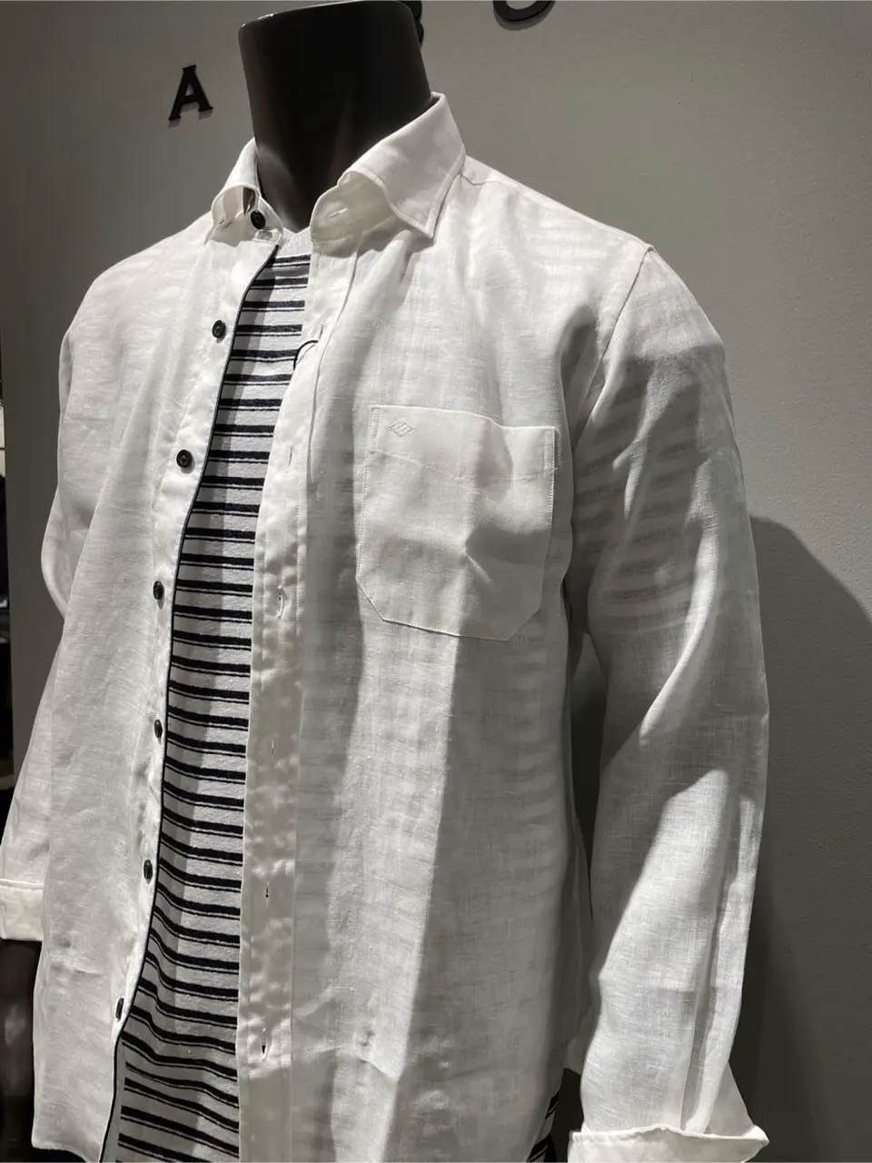 JOSEPH ABBOUD 伊津野 コーディネート画像