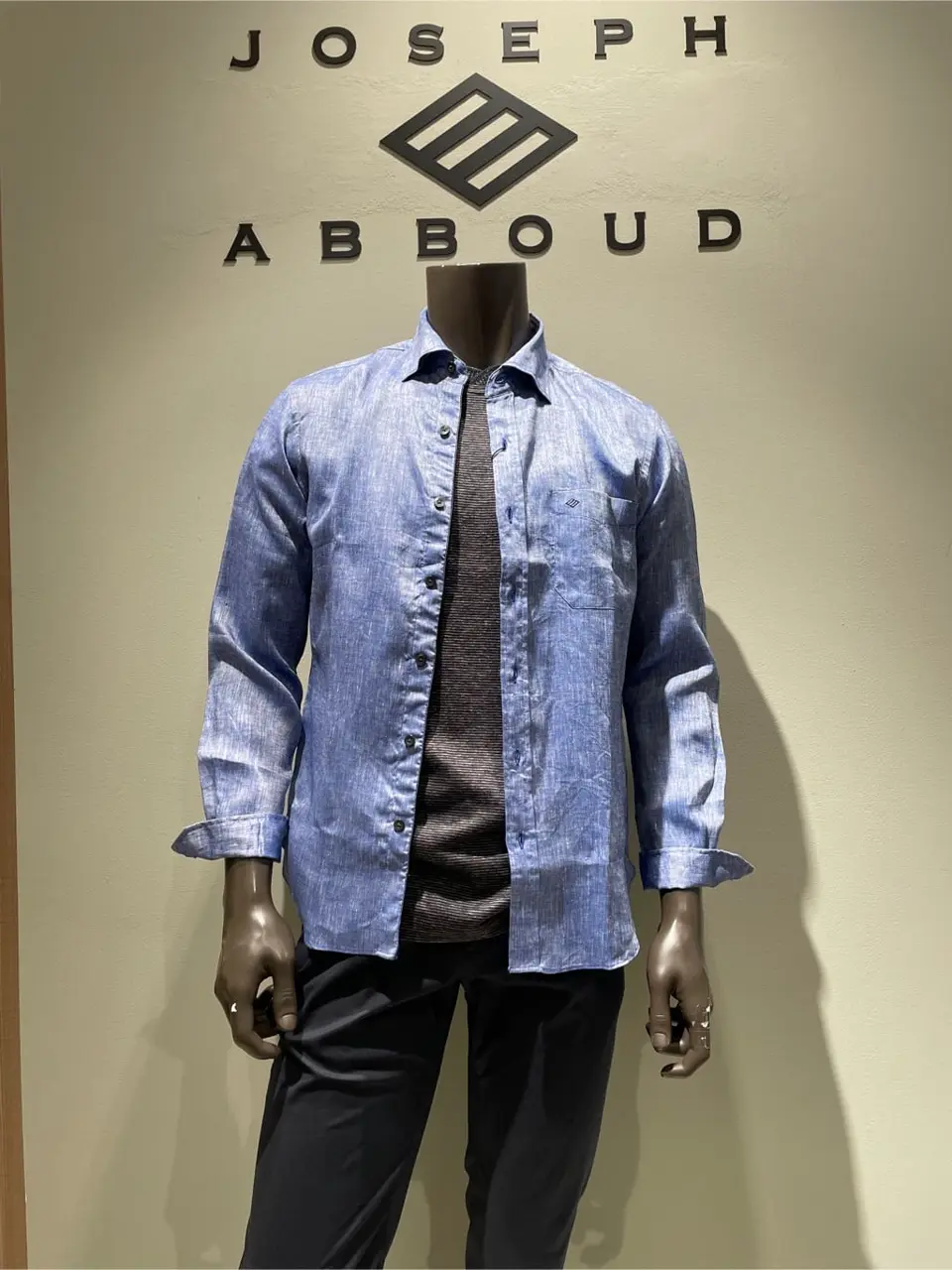 JOSEPH ABBOUD 伊津野 コーディネート画像