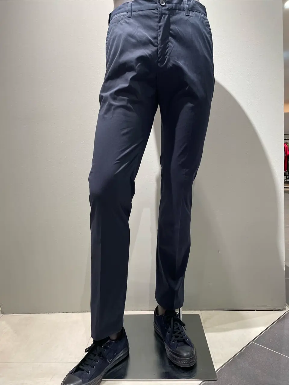 JOSEPH ABBOUD 伊津野 コーディネート画像