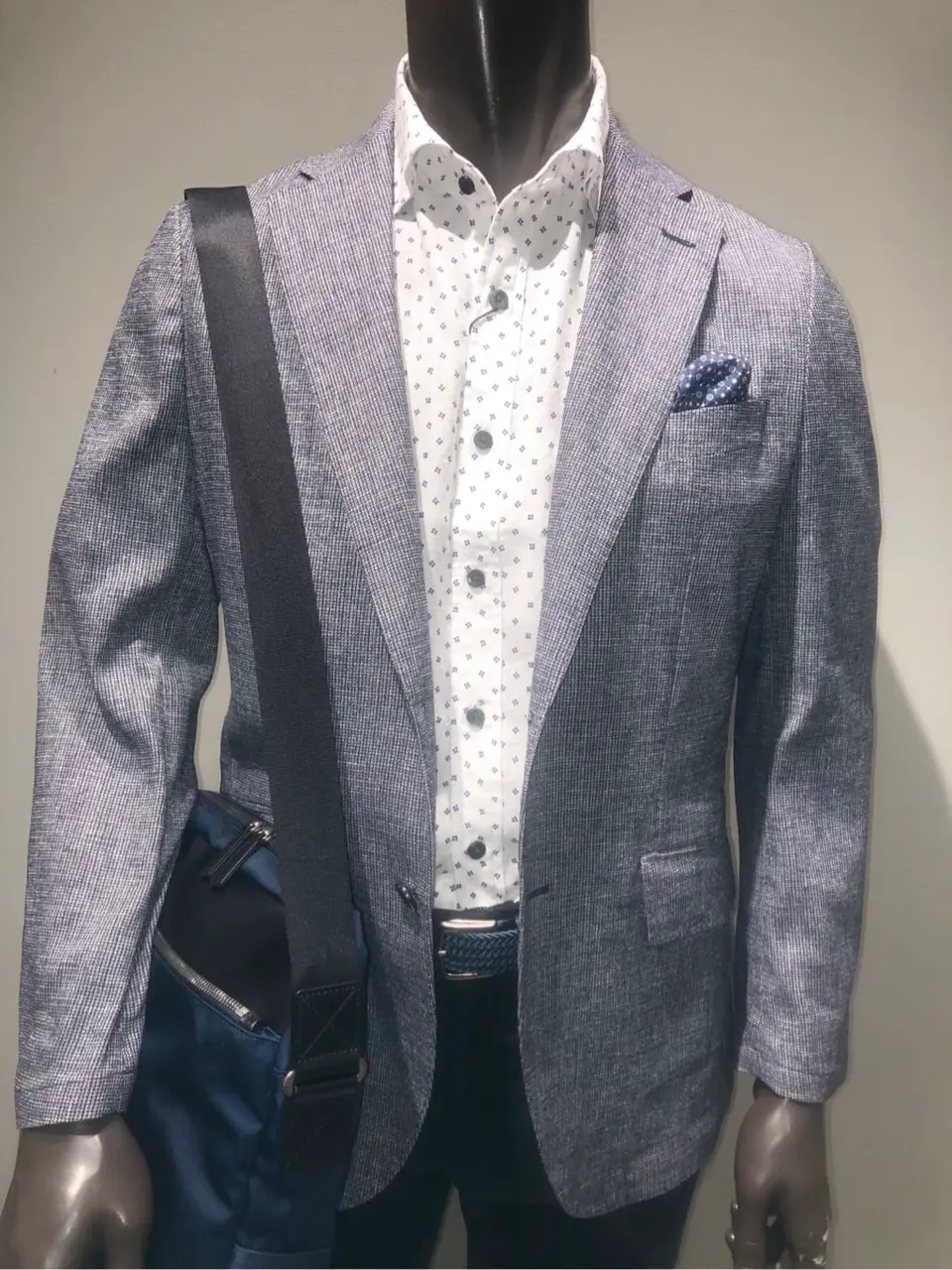 JOSEPH ABBOUD 川田 コーディネート画像