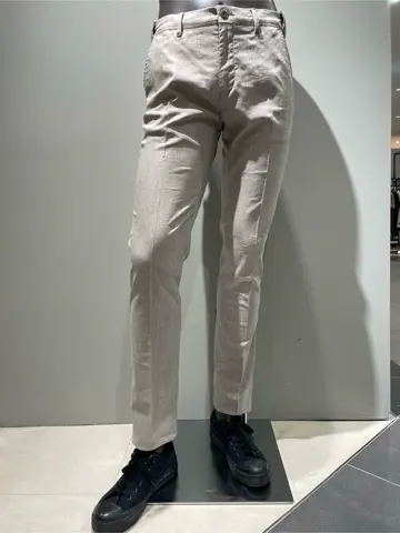 JOSEPH ABBOUD 伊津野 コーディネート画像