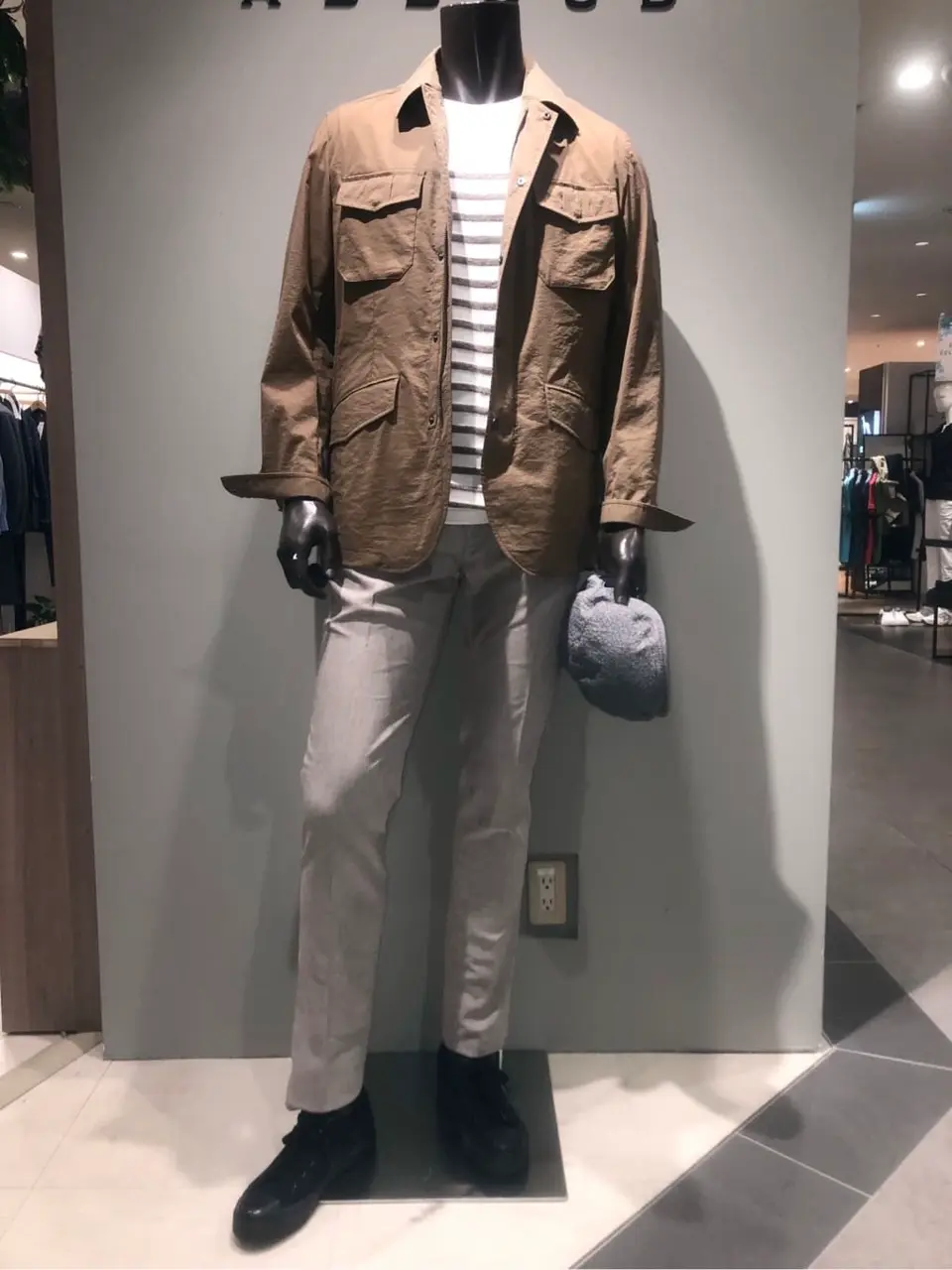 JOSEPH ABBOUD 川田 コーディネート画像