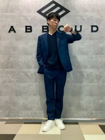 JOSEPH ABBOUD 足立 コーディネート画像