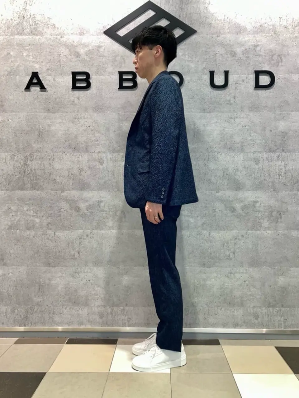 JOSEPH ABBOUD 足立 コーディネート画像