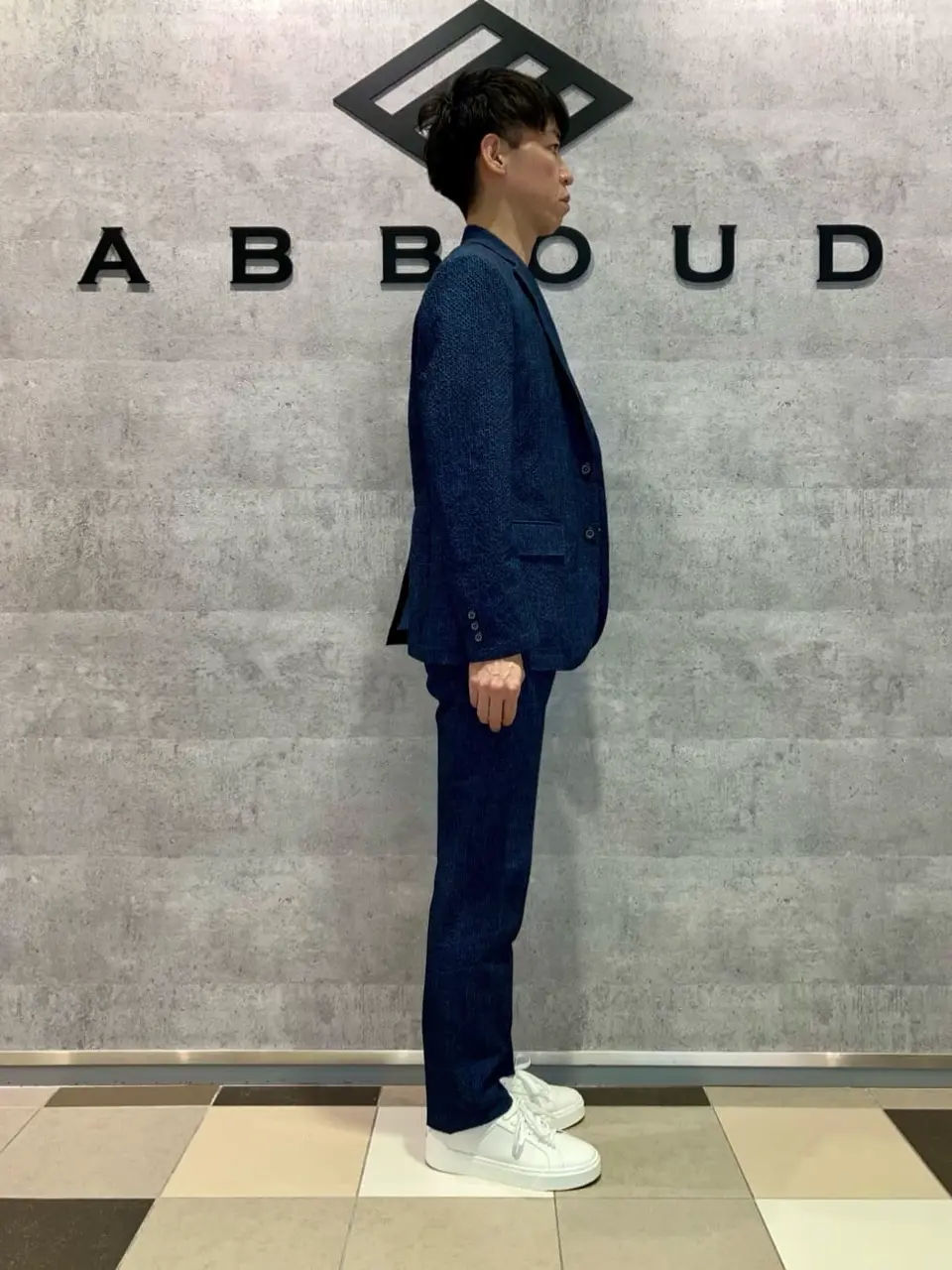 JOSEPH ABBOUD 足立 コーディネート画像