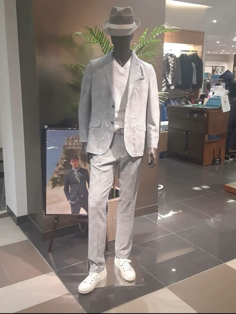  中島 コーディネート画像