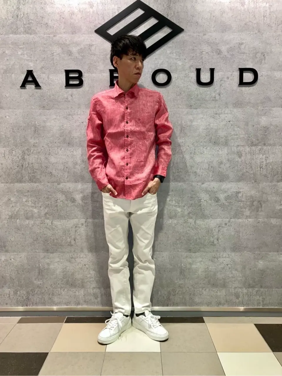 JOSEPH ABBOUD 足立 コーディネート画像