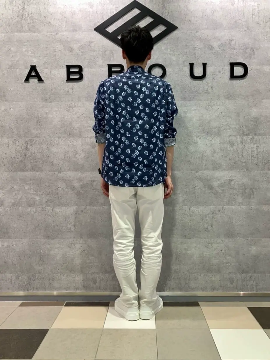 JOSEPH ABBOUD 足立 コーディネート画像