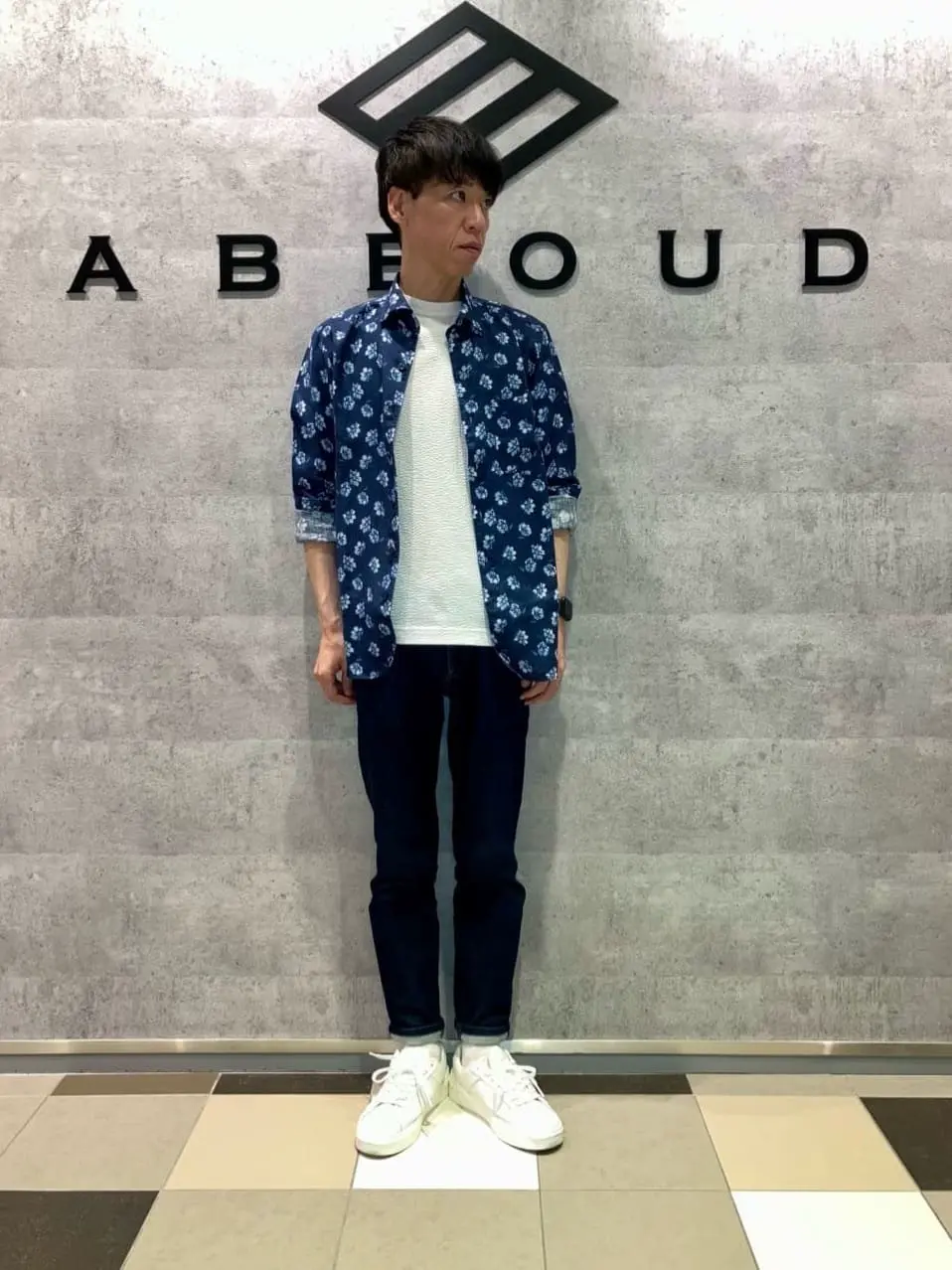 JOSEPH ABBOUD 足立 コーディネート画像