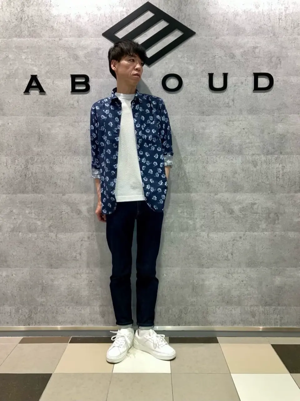 JOSEPH ABBOUD 足立 コーディネート画像