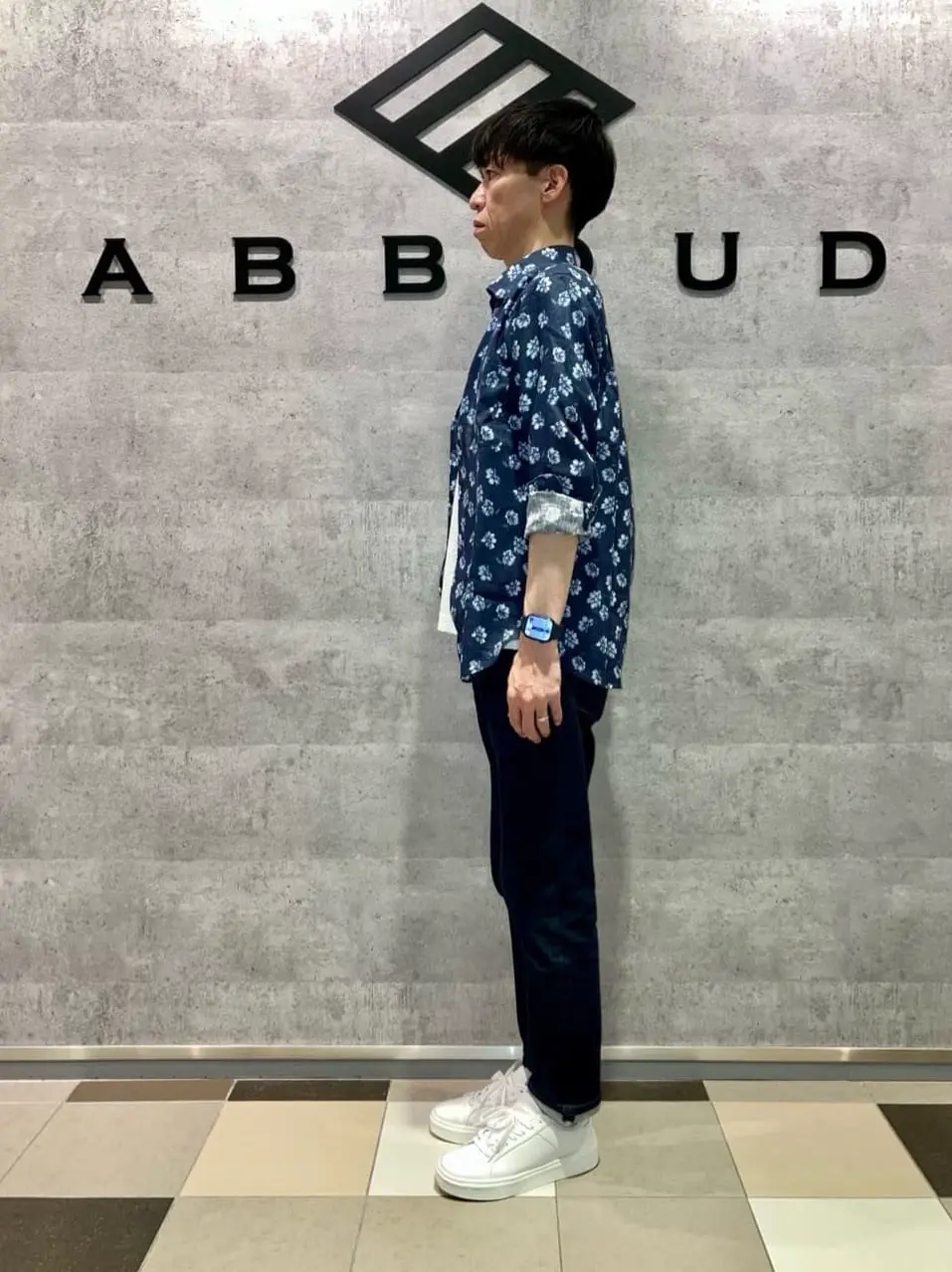 JOSEPH ABBOUD 足立 コーディネート画像