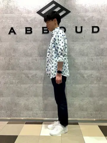 JOSEPH ABBOUD 足立 コーディネート画像