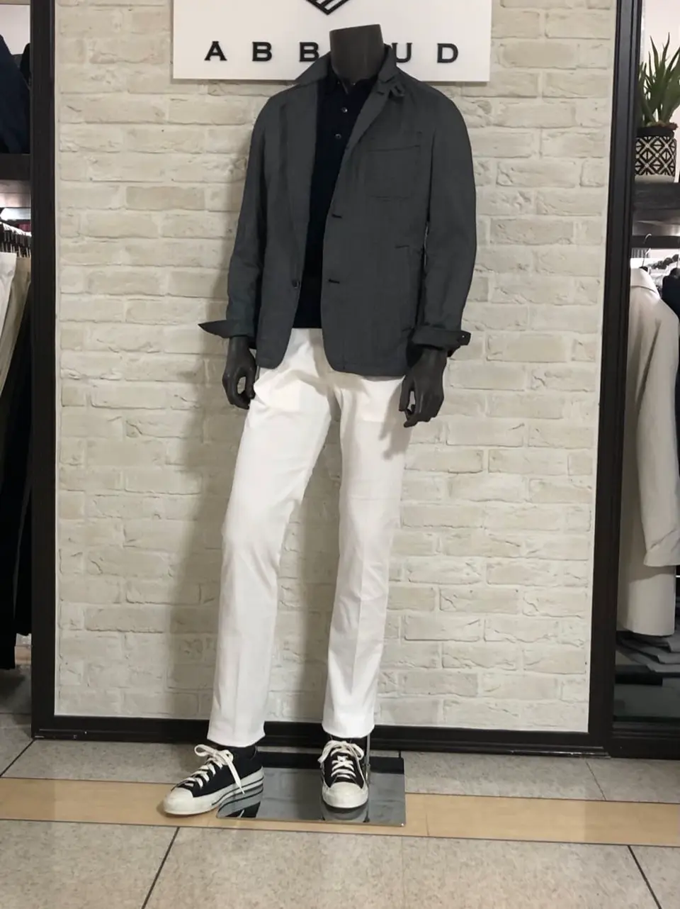 JOSEPH ABBOUD 山口 コーディネート画像