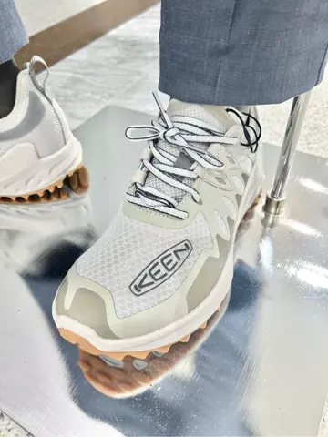 JOSEPH ABBOUD 上田 コーディネート画像