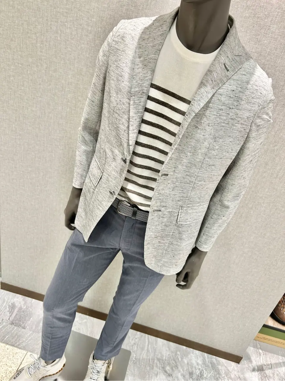 JOSEPH ABBOUD 上田 コーディネート画像