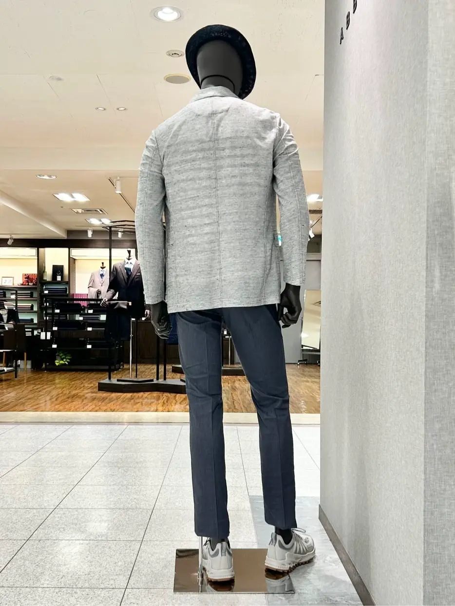 JOSEPH ABBOUD 上田 コーディネート画像