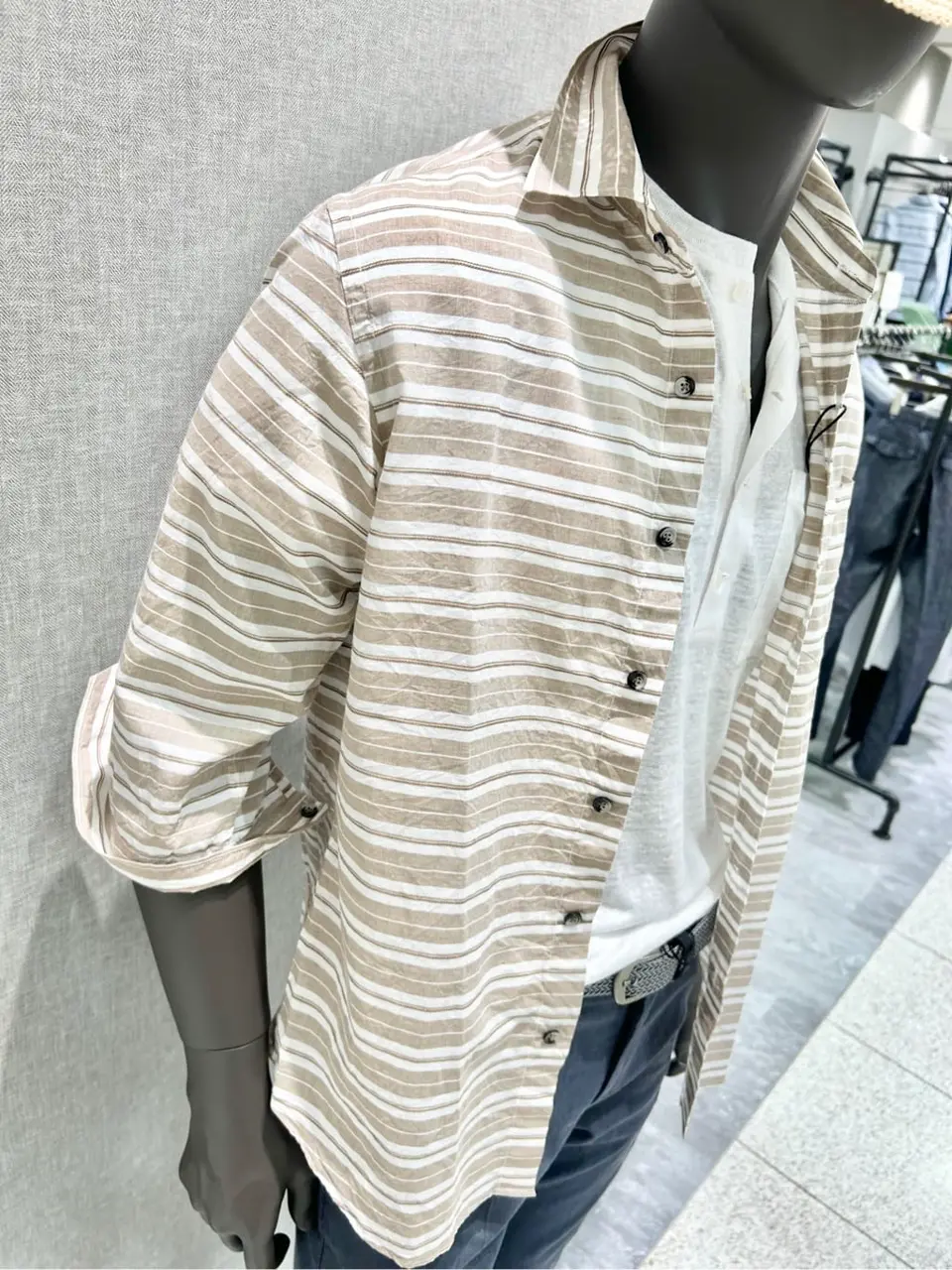 JOSEPH ABBOUD 上田 コーディネート画像
