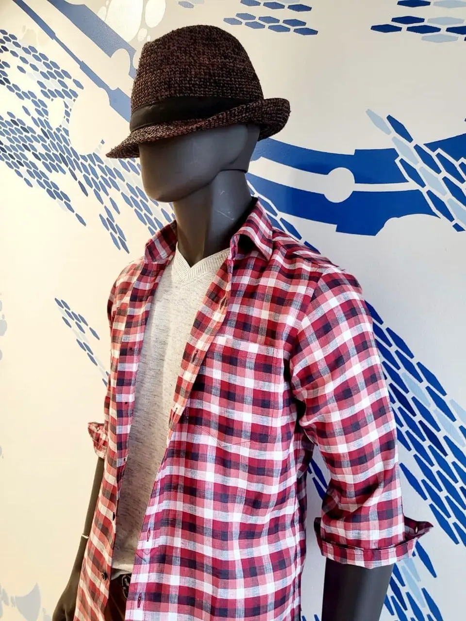 JOSEPH ABBOUD 亀井 コーディネート画像