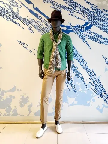 JOSEPH ABBOUD 亀井 コーディネート画像