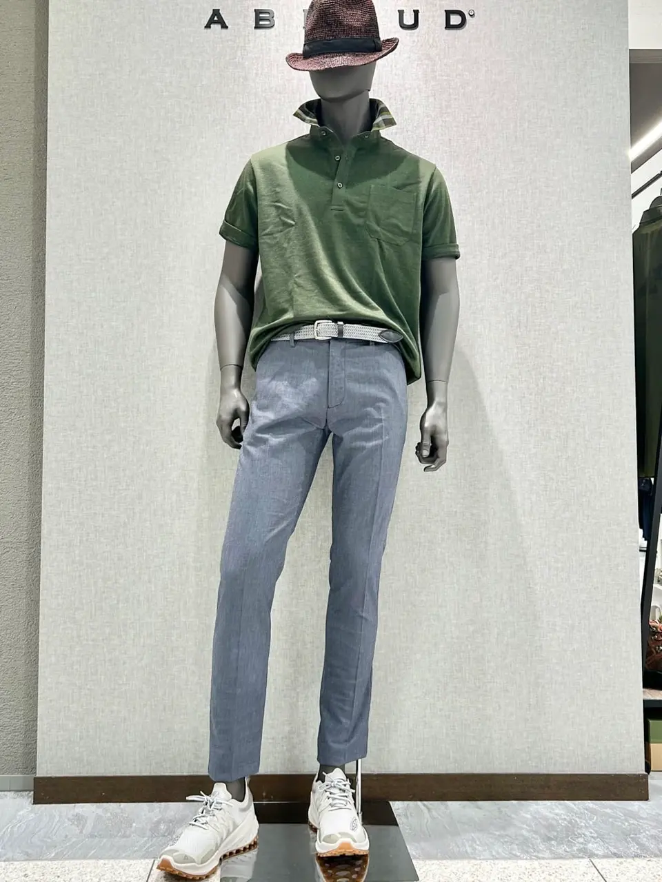 JOSEPH ABBOUD 上田 コーディネート画像