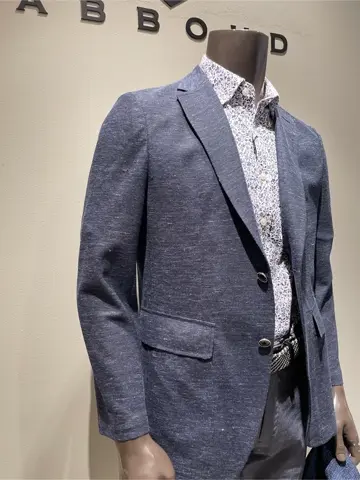 JOSEPH ABBOUD 伊津野 コーディネート画像