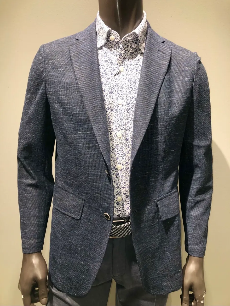 JOSEPH ABBOUD 川田 コーディネート画像