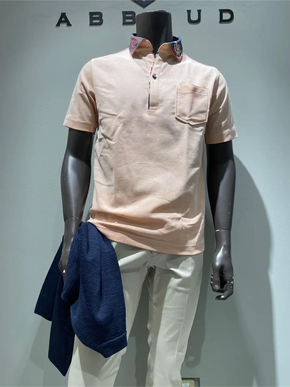 JOSEPH ABBOUD 伊津野 コーディネート画像