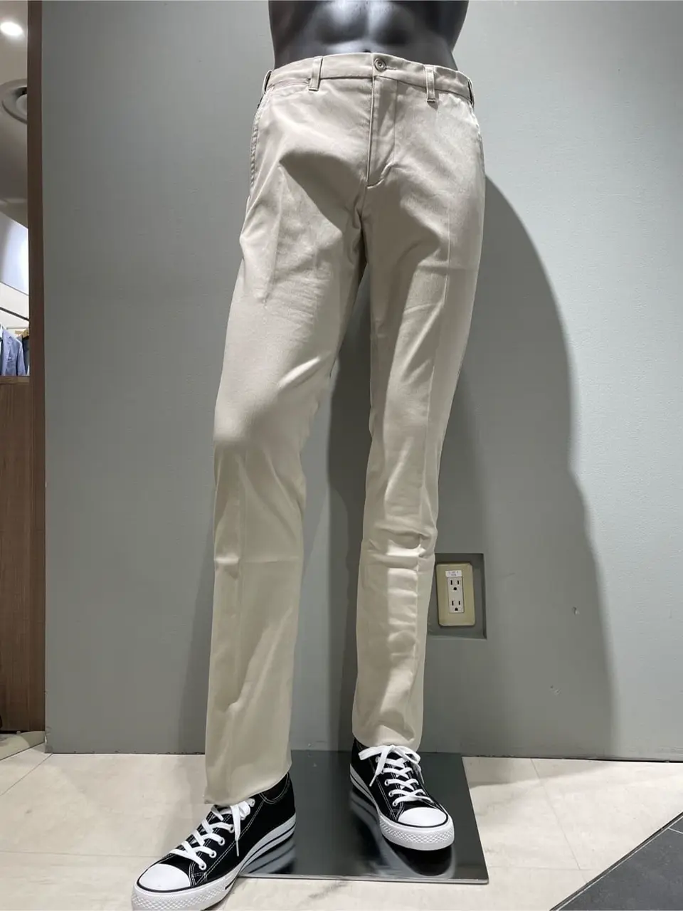 JOSEPH ABBOUD 伊津野 コーディネート画像