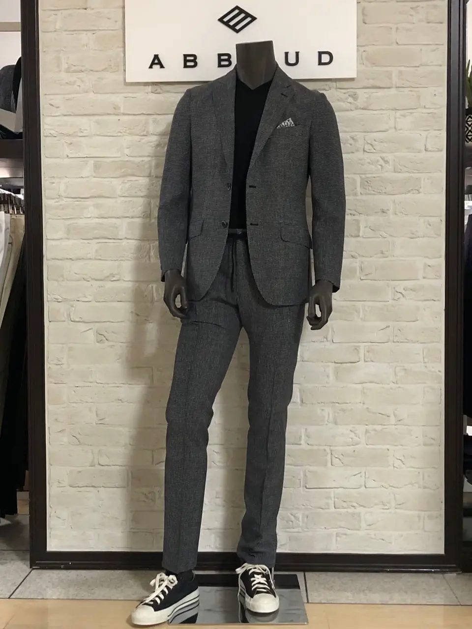 JOSEPH ABBOUD 山口 コーディネート画像