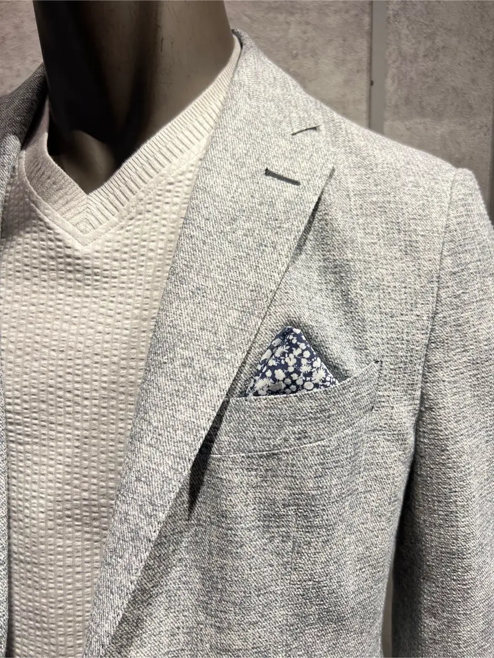 JOSEPH ABBOUD 上條 コーディネート画像