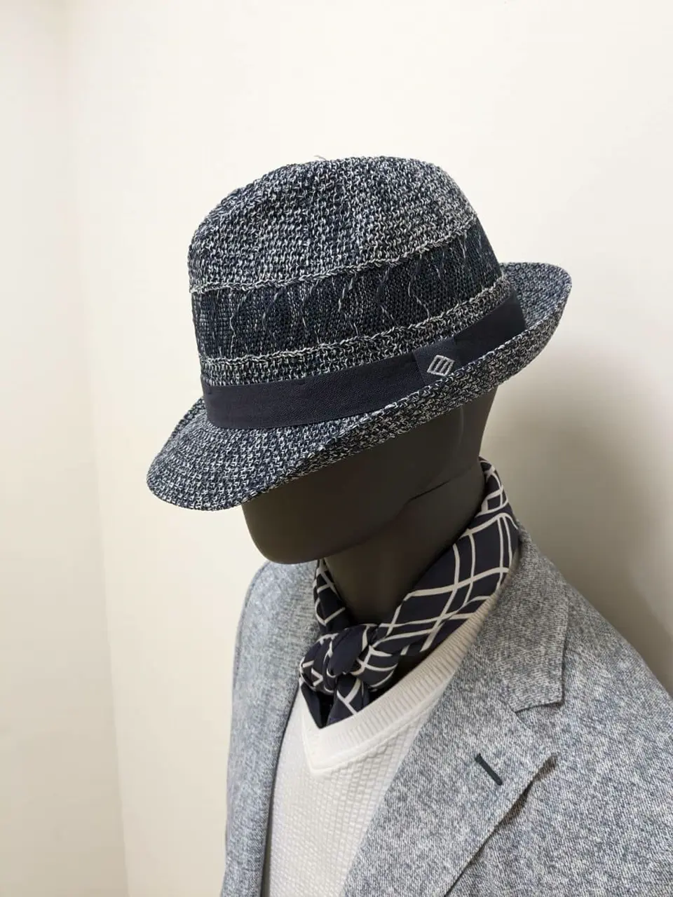 JOSEPH ABBOUD 大久 コーディネート画像