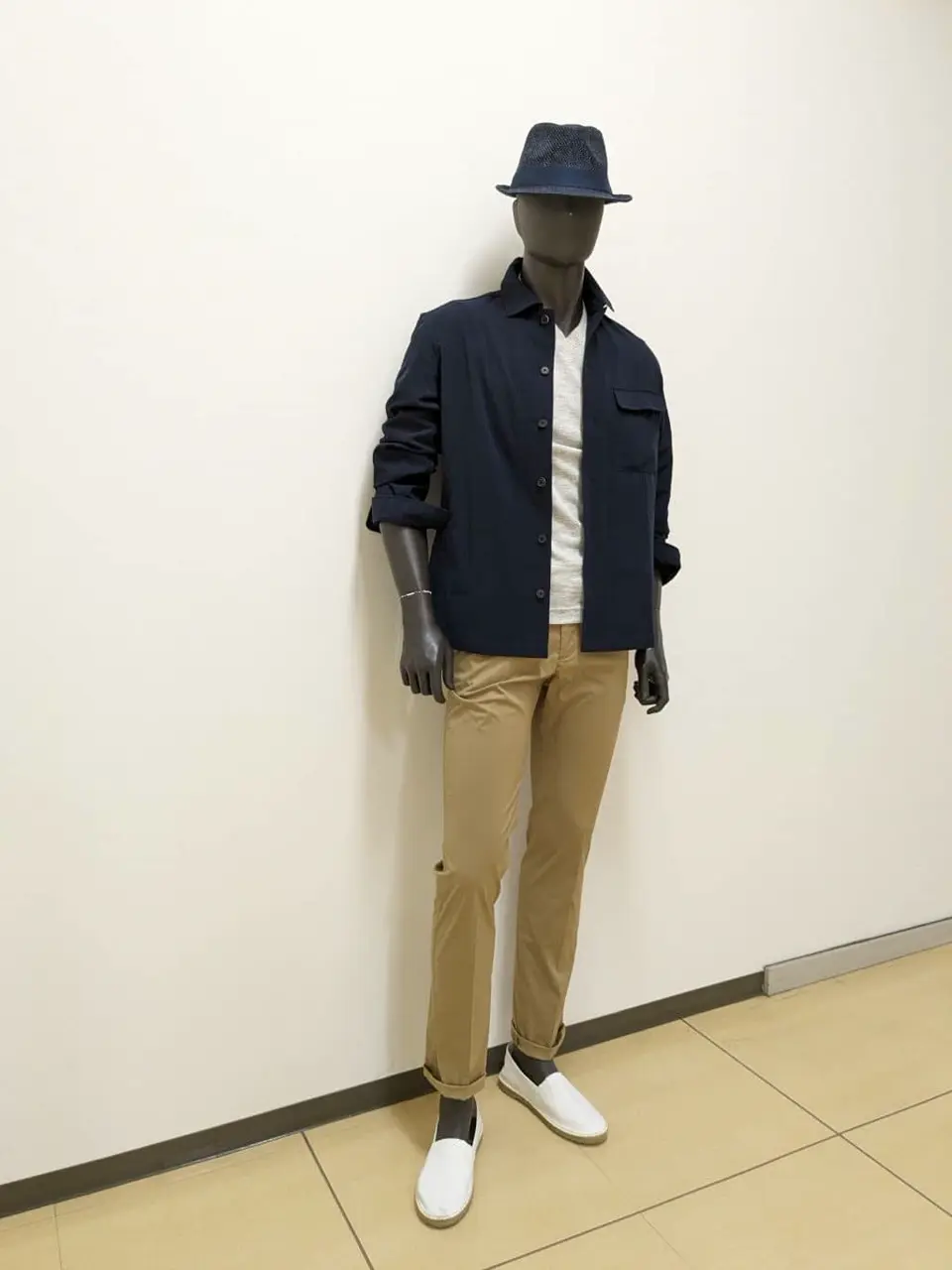 JOSEPH ABBOUD 大久 コーディネート画像