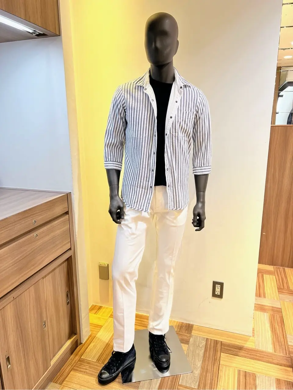 JOSEPH ABBOUD 森部 コーディネート画像