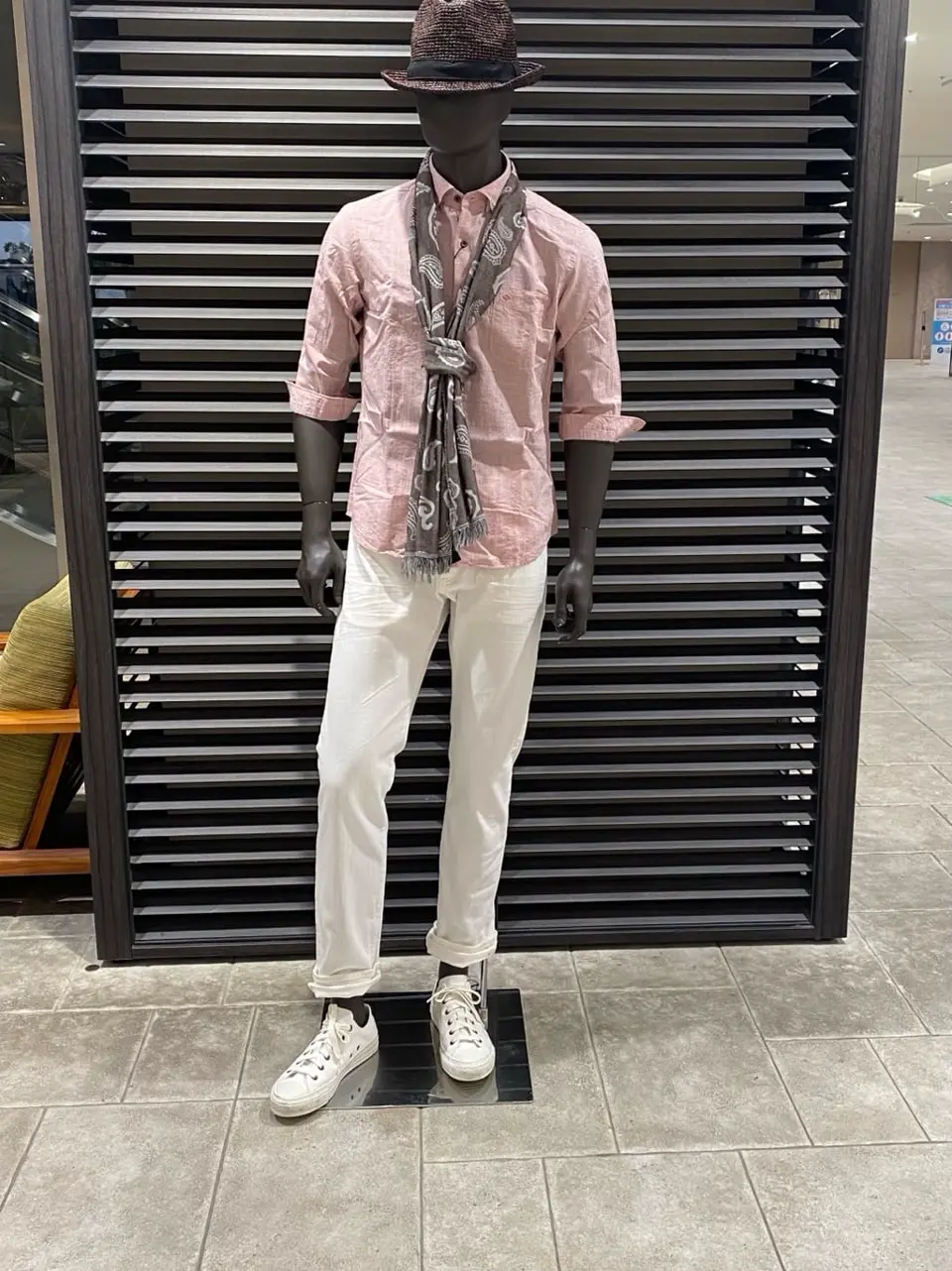 JOSEPH ABBOUD 柳原 コーディネート画像