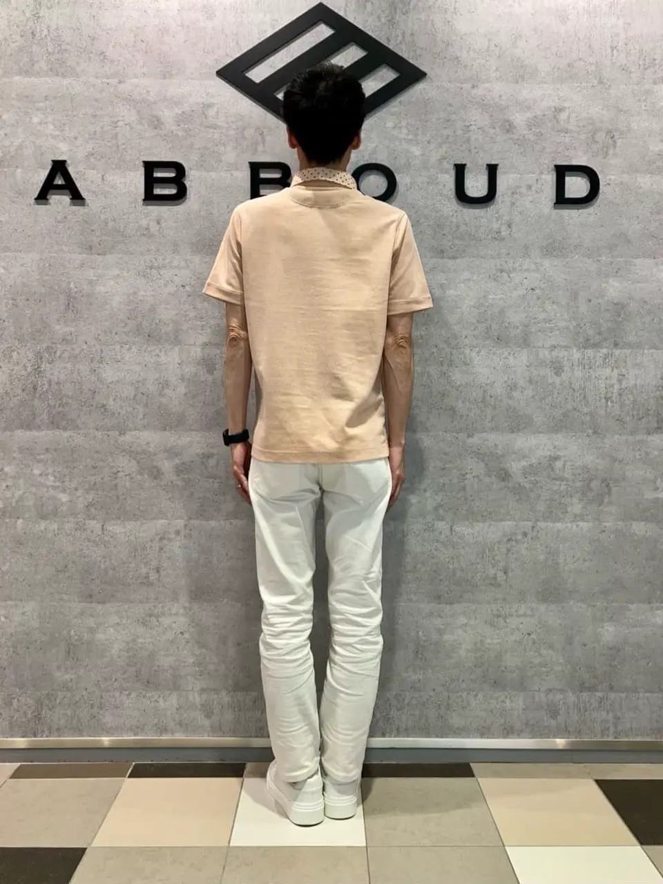 JOSEPH ABBOUD 足立 コーディネート画像