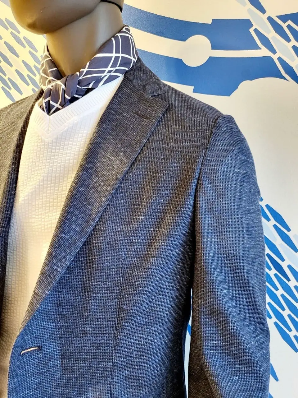 JOSEPH ABBOUD 亀井 コーディネート画像