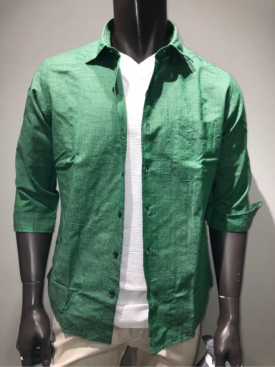 JOSEPH ABBOUD 川田 コーディネート画像