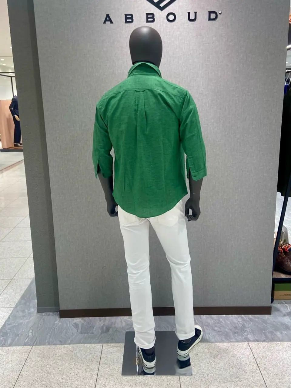 JOSEPH ABBOUD たかい　かおり コーディネート画像