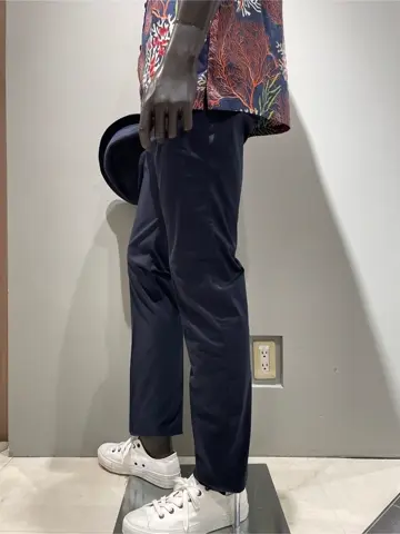 JOSEPH ABBOUD 伊津野 コーディネート画像