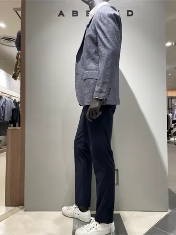 JOSEPH ABBOUD 伊津野 コーディネート画像