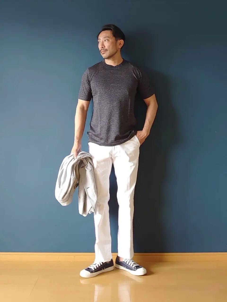 JOSEPH ABBOUD 安東 コーディネート画像