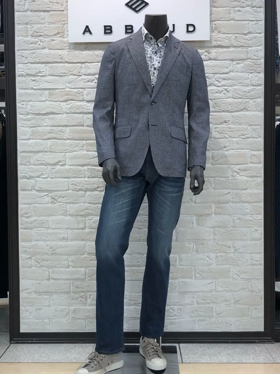 JOSEPH ABBOUD 山口 コーディネート画像