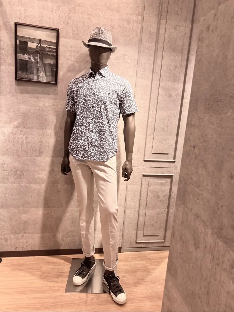 JOSEPH ABBOUD 上條 コーディネート画像