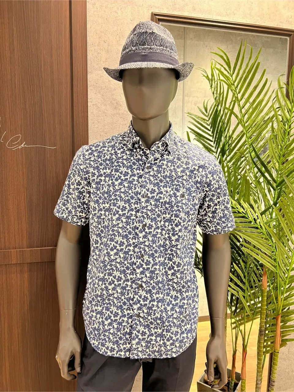 JOSEPH ABBOUD 上條 コーディネート画像